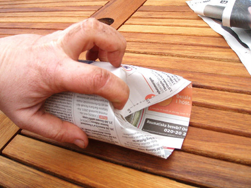 Trồng cây gieo hạt bằng giấy báo cũ thật tiện dụng - 4