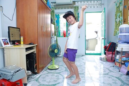 Không gian sống tươi trẻ của những tài năng nhạc Việt nhí - 16