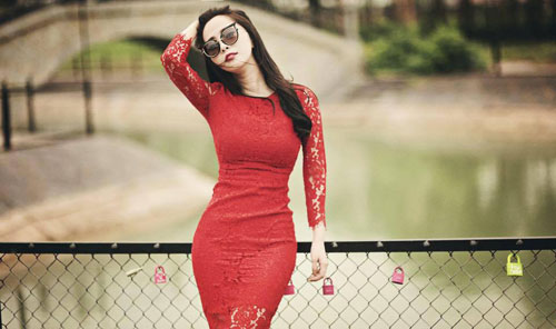 Quỳnh Nga duy trì bụng phẳng, da trắng bằng gym và yoga - 6