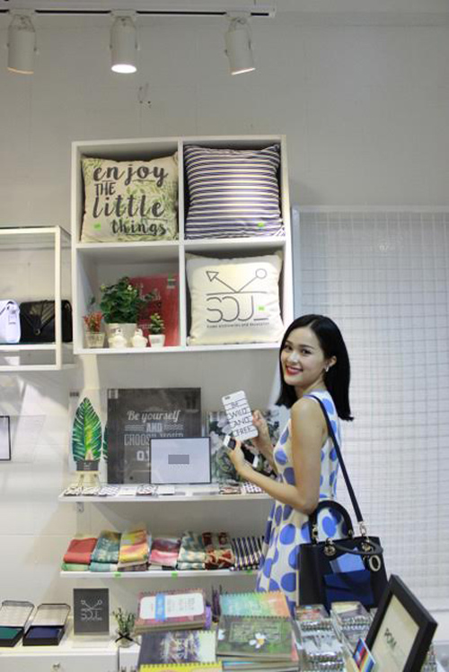 "Phạm Băng Băng" phiên bản Việt đắt show sự kiện - 3