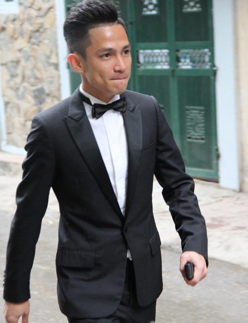 So phong độ những ông chồng trẻ đại gia ít biết của sao Việt - 13