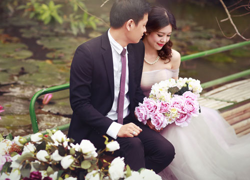 Cặp đôi chụp ảnh cưới tại nơi lần đầu gặp nhau - 6