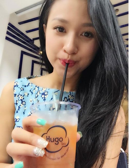 Vân Hugo sút cân không phanh vì quá tham việc - 12