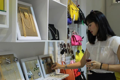 "Phạm Băng Băng" phiên bản Việt đắt show sự kiện - 9