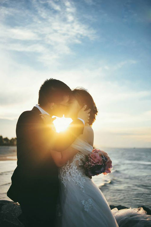 Ảnh cưới toàn nụ hôn của cặp đôi 9x - 12