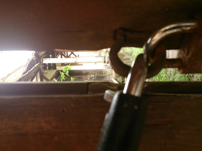 Lạnh lẽo làng biệt thự giữa lòng Hà Nội - 2