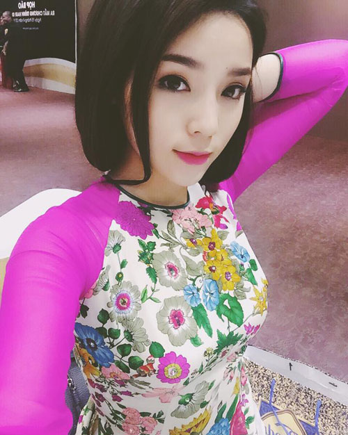 1001 kiểu "tự sướng" ảo diệu của HH Kỳ Duyên - 10