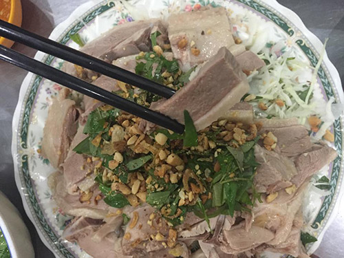 Hàng bún gỏi vịt có tuổi đời hơn 20 năm ở Sài Gòn - 5