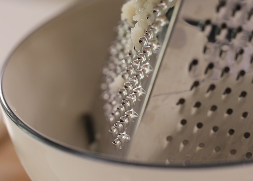 Xôi bọc củ sen hấp: Bữa sáng lạ miệng mà ngon! - 4