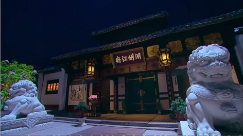 Nhà phong kiến hoành tráng của nam thần Lưu Khải Uy - 16