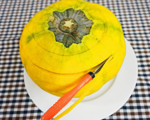 Tỉa quả bí thành bát đựng canh đẹp mắt - 5