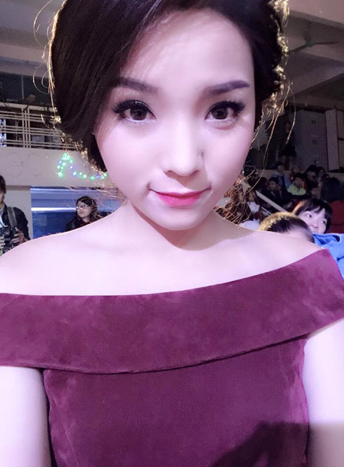 1001 kiểu "tự sướng" ảo diệu của HH Kỳ Duyên - 6