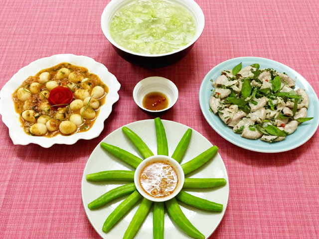 Bữa ăn giản dị chỉ 80.000 đồng cho 4 người - 1