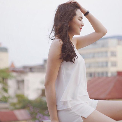 MC thời tiết Mai Ngọc vướng sự cố trang phục trên truyền hình - 3