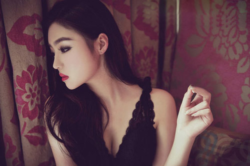 Đàn bà không chồng - 1