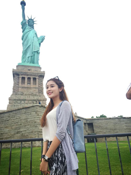 Ảnh mặt mộc của Á hậu Huyền My gây tranh cãi - 4