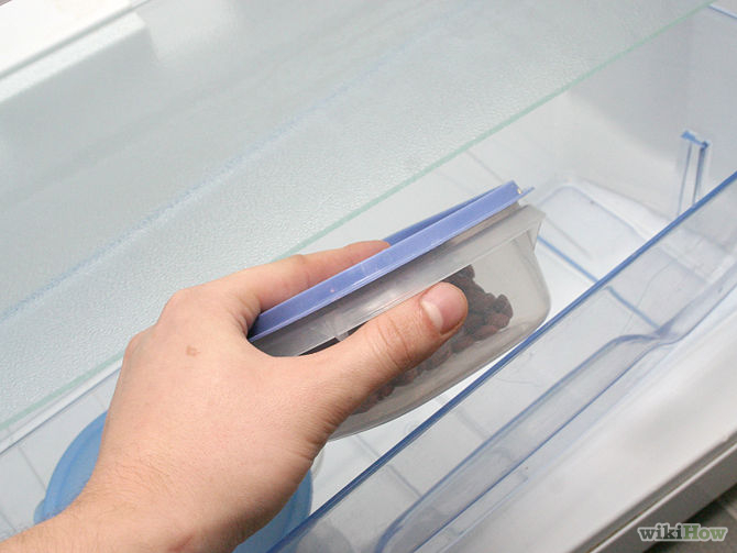 Cách khử mùi hôi tanh trong tủ lạnh do đựng cá - 10