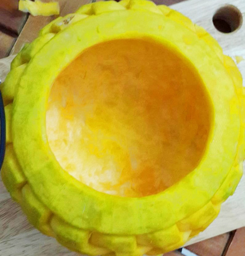 Tỉa quả bí thành bát đựng canh đẹp mắt - 11