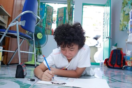 Thăm phòng trọ nhỏ của “Doraemon tóc xù” Hoàng Anh - 10