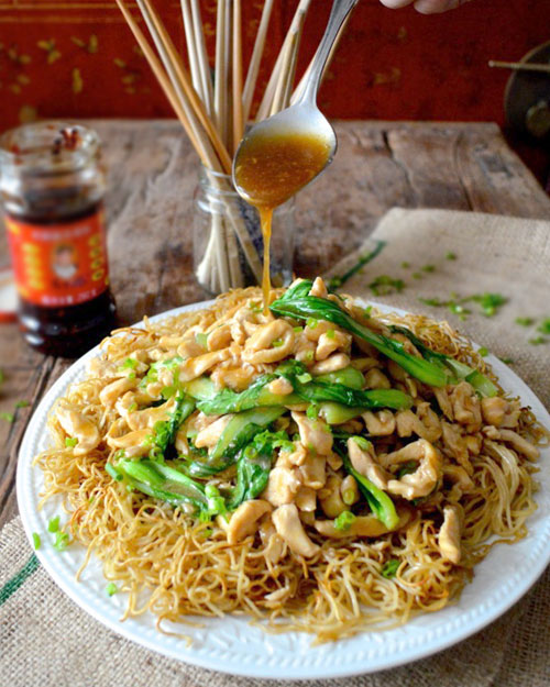 Mì trứng xào gà, rau cải đơn giản mà ngon - 5