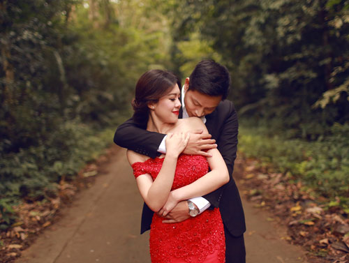 Cặp đôi chụp ảnh cưới tại nơi lần đầu gặp nhau - 7