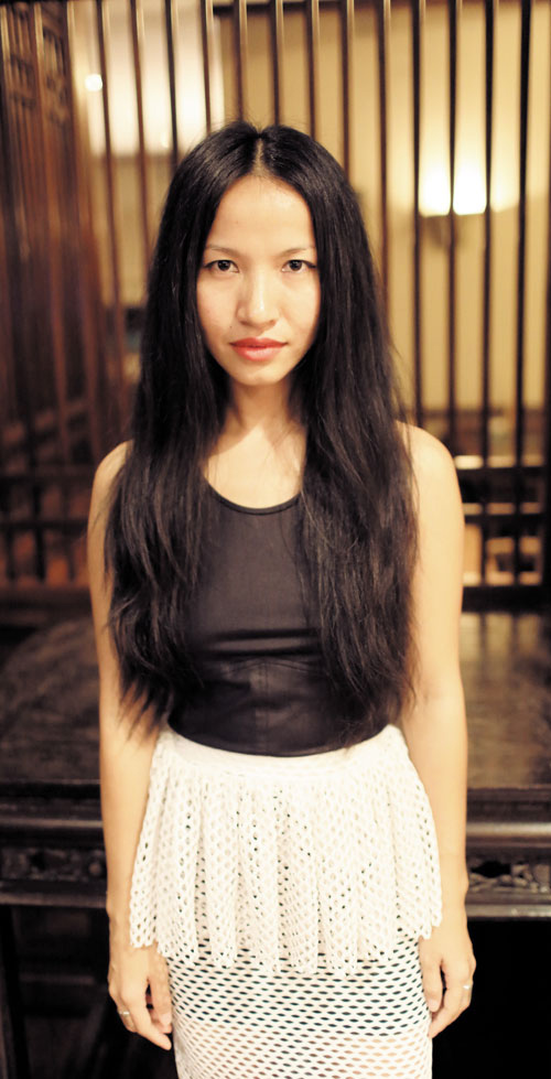 5 nhà thiết kế nữ Việt có vẻ đẹp - độc hơn người - 16