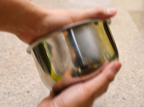 3 cách bóc tỏi đơn giản cho chị em - 3