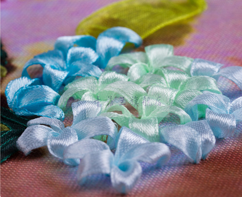 Tranh thêu ruy-băng hút hồn chị em: cực nhanh mà siêu đẹp - 6