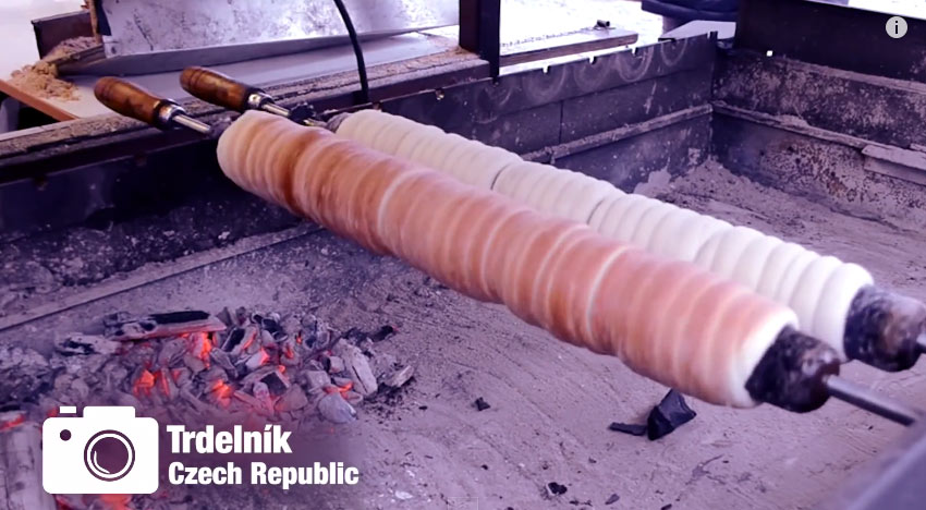 Bò nướng lá lốt Việt Nam là món ăn đường phố nổi tiếng - 9