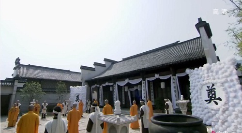 Nhà phong kiến hoành tráng của nam thần Lưu Khải Uy - 3