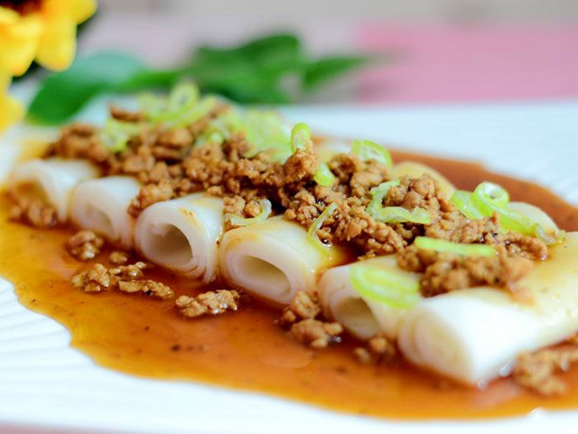 Phở cuốn sốt thịt lạ miệng, bạn thử chưa? - 7