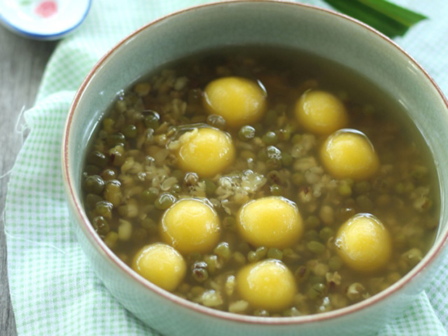 Chè đậu xanh bí đỏ thanh mát - 3