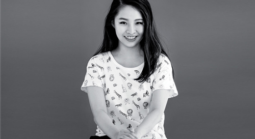 5 nhà thiết kế nữ Việt có vẻ đẹp - độc hơn người - 13