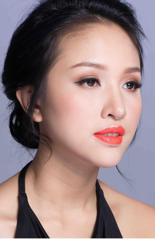 Vân Hugo sút cân không phanh vì quá tham việc - 5