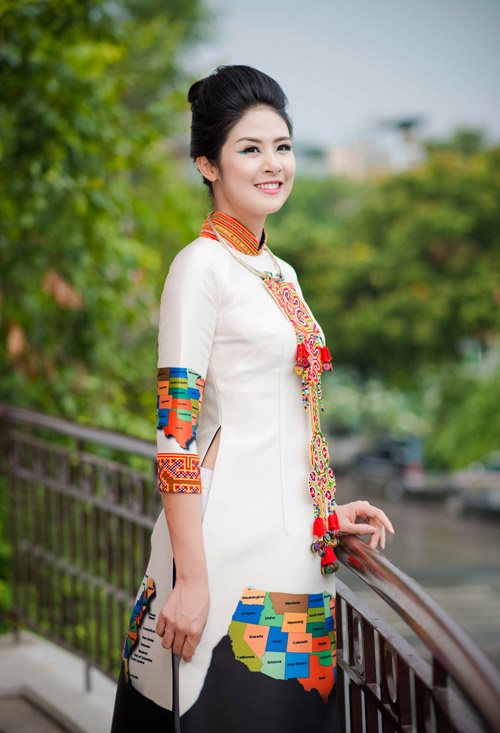 HH Ngọc Hân lộng lẫy làm vedette cho NTK Minh Hạnh - 3