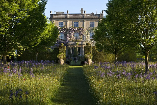 Thái tử Anh xây túp lều trăm triệu cho hoàng tử bé chơi đùa - 4