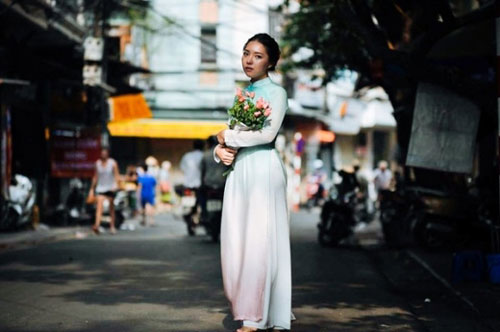 Vẻ đẹp lạ lùng ấn tượng của con gái NSND Lê Khanh - 2