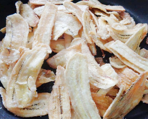 Làm chuối ngào đường ăn chơi cuối tuần - 7