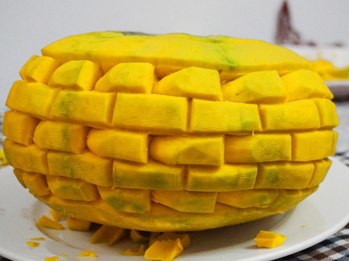 Tỉa quả bí thành bát đựng canh đẹp mắt - 9