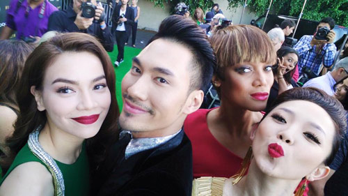 Hà Hồ lộng lẫy, Tóc Tiên căng mọng bên Tyra Banks - 1