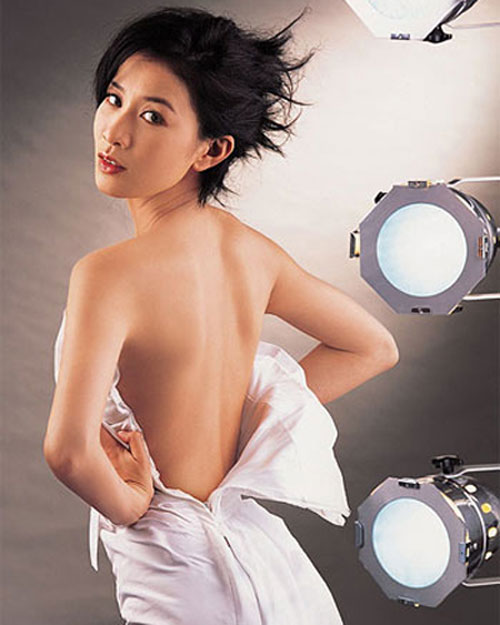 Top 6 bà mẹ đơn thân quyến rũ nhất Cbiz - 15