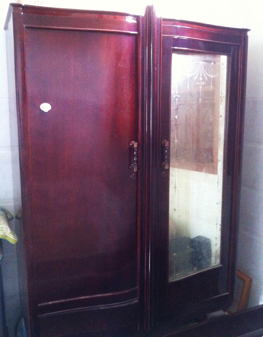 Cái tủ kiếng ngày xưa! - 1