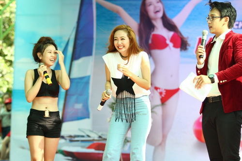 Minh Hằng ăn mặc sành điệu nhưng vẫn dễ "lột áo" - 11