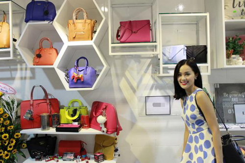 "Phạm Băng Băng" phiên bản Việt đắt show sự kiện - 1