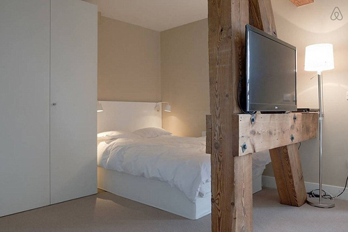 Choáng ngợp nhà sang trong tháp đồng hồ cổ trăm năm - 11