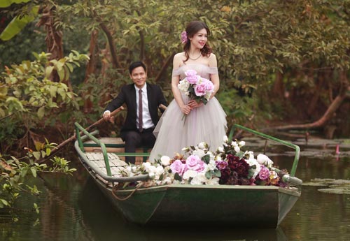 Cặp đôi chụp ảnh cưới tại nơi lần đầu gặp nhau - 12