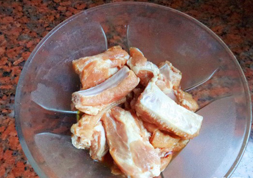 Sườn sốt tỏi cay nhìn là muốn ăn! - 1