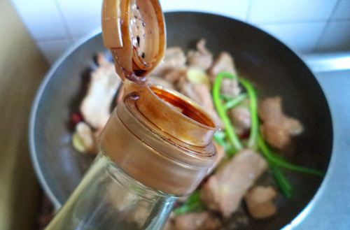 Sườn sốt tỏi cay nhìn là muốn ăn! - 5