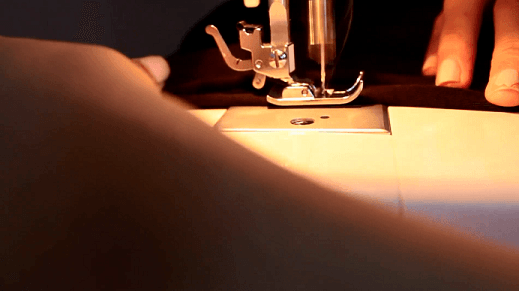 Chế áo hở eo cao cổ cho mùa thu quyến rũ - 10